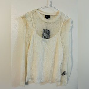 Who What Wear Off-White Ruffle Shoulder Long Sleeve